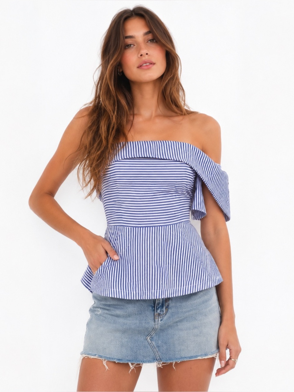 NWOT J.O.A. Preppy Blue and White Striped Off-Shoulder Peplum Camisole | Size M